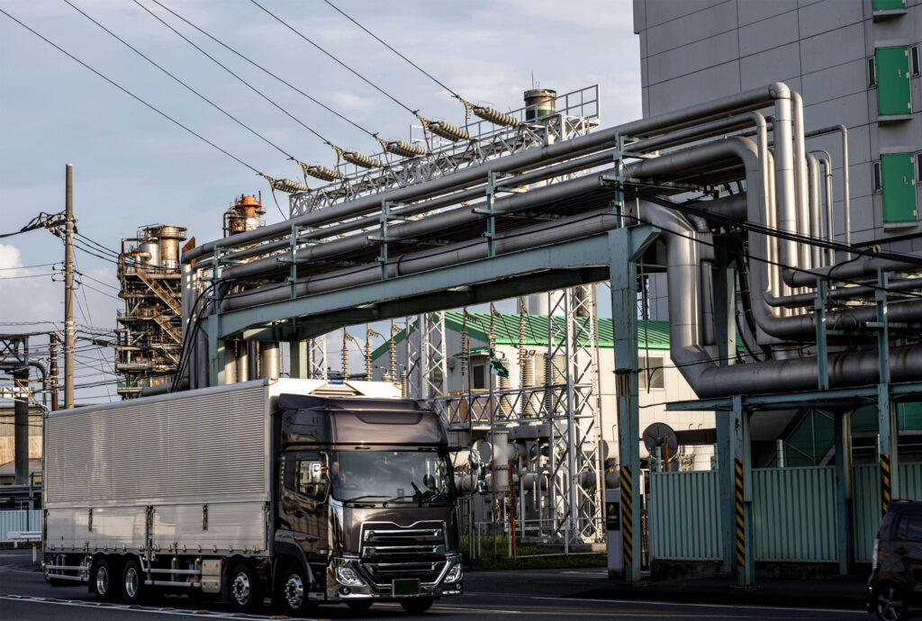 pollution-industry-exterior-daylight